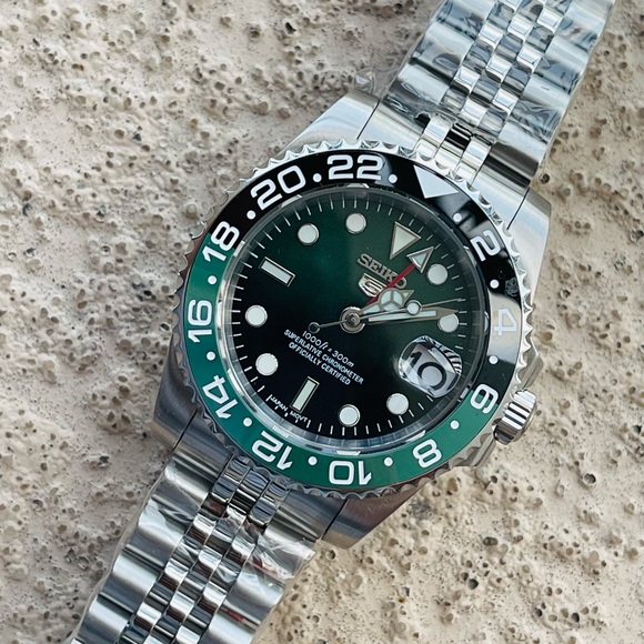 Seiko GMT Mod - Picture 4 of 4